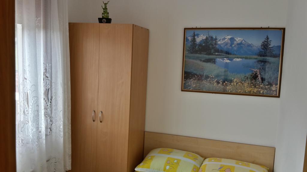 House Petkovic Hotel Korenica Exterior photo